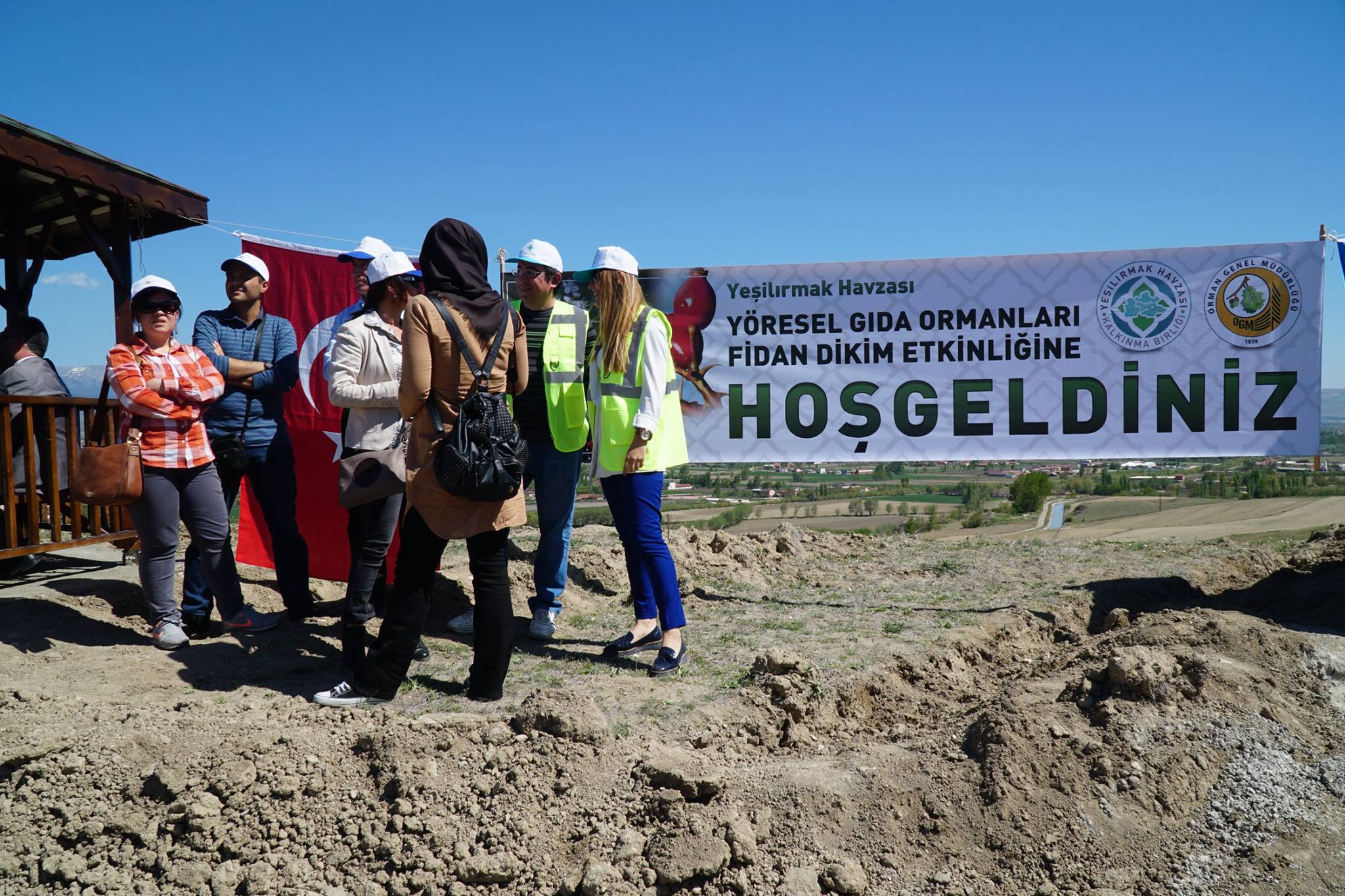 Yeşilırmak Havzası Yöresel Gıda Ormanları Fidan Dikim Etkinliği